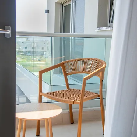 Nadu The Art Of Rest Aparthotel Flogita